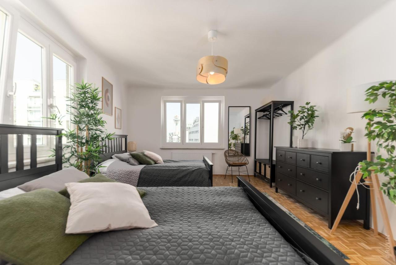 וינה King Bed Home, 3 Bed Rooms, Perfect For Long Term Stay מראה חיצוני תמונה